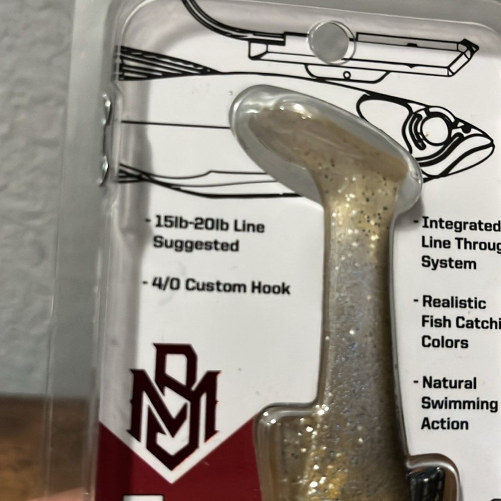 Bass mafia Dangerous Loaded Swimbait - blackback shad NWT - Picture 9 of 11